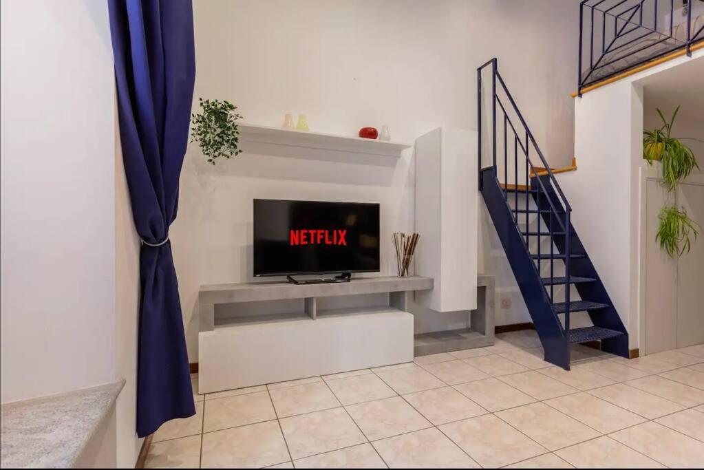 Luxury Loft On The Duomo Wifi & Netflix Apartamento Milán Exterior foto